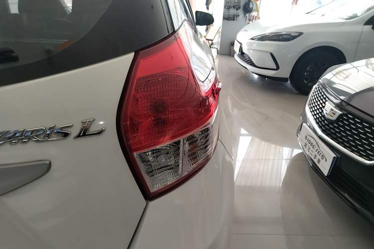 Used Toyota YARiS L Zhi Xuan 2016 1.5E Automatic JingSu Edition Exterior 3
