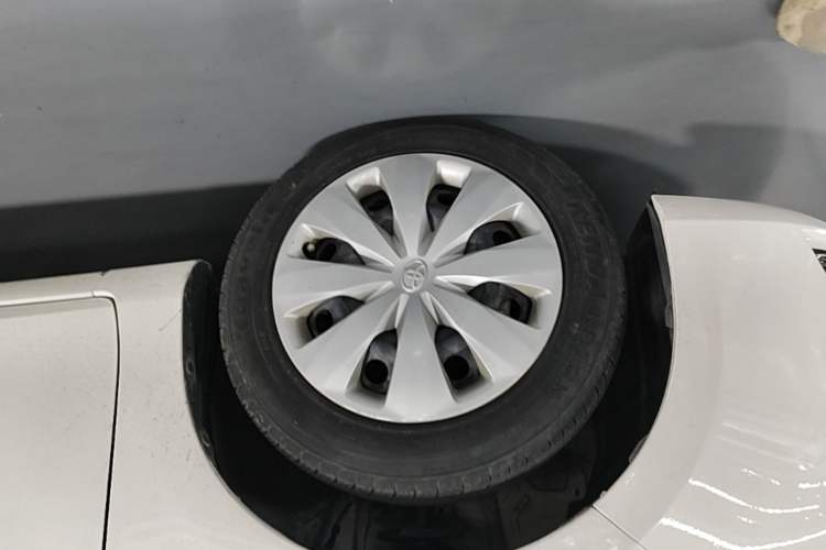 Used Toyota YARiS L Zhi Xuan 2016 Revised 1.5E CVT Charming Edition Exterior 4