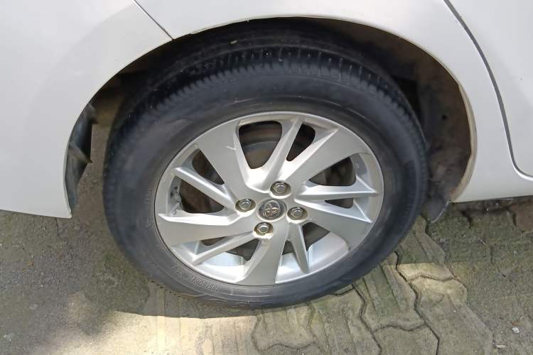 Used Toyota YARiS L Zhi Xuan 2016 Revised Version 1.5G CVT with Dynamic Sunroof Exterior 5