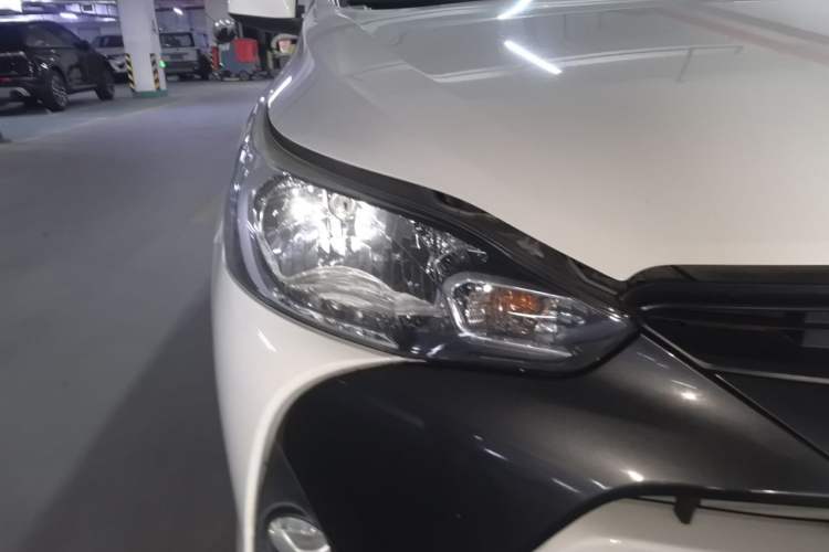 Used Toyota YARiS L Zhi Xuan 2016 Revised Version 1.5G CVT with Dynamic Sunroof Exterior 6