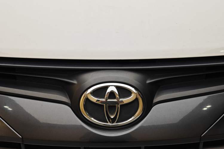 Used Toyota YARiS L Zhi Xuan 2016 Revised 1.5E CVT Charming Edition Exterior 9