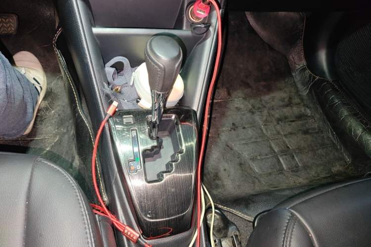 Used Toyota YARiS L Zhi Xuan 2016 Revised 1.5E CVT Charming Edition Gear Lever