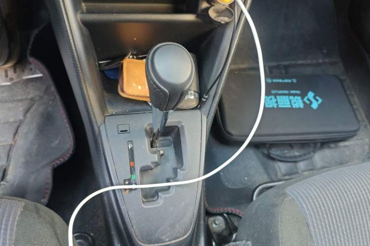 Used Toyota YARiS L Zhi Xuan 2016 Revised 1.5E CVT Charming Edition Gear Lever