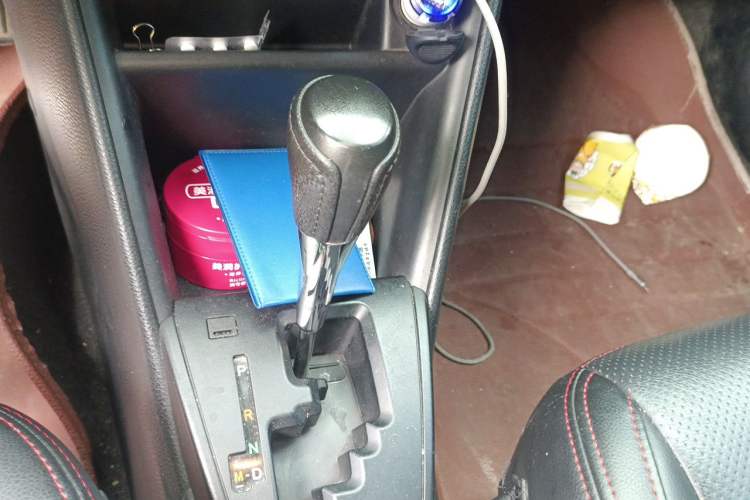 Used Toyota YARiS L Zhi Xuan 2016 Revised 1.5E CVT Charming Edition Gear Lever