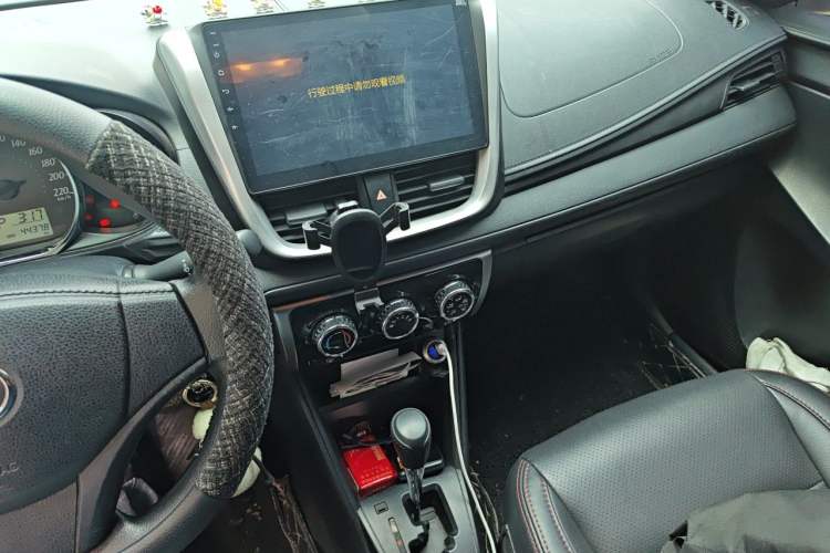 Used Toyota YARiS L Zhi Xuan 2016 Revised 1.5E CVT Charming Edition Gear Lever