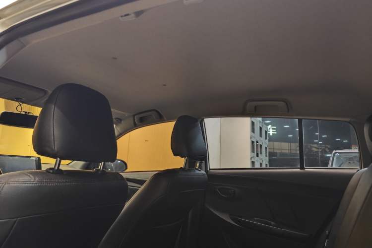 Used Toyota YARiS L Zhi Xuan 2016 Revised 1.5E CVT Charming Edition Headliner