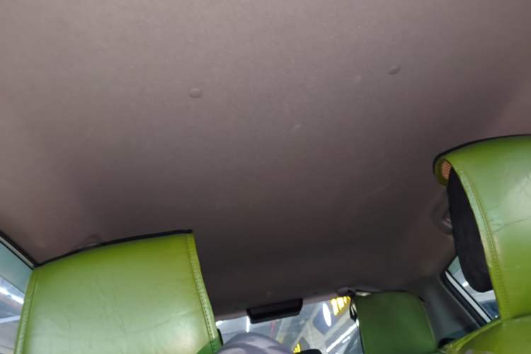 Used Toyota YARiS L Zhi Xuan 2016 Revised 1.3E Manual – Charming Edition Headliner