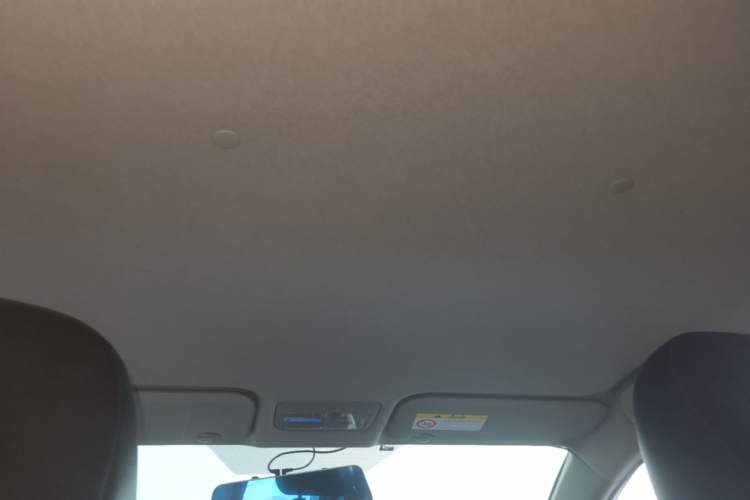 Used Toyota YARiS L Zhi Xuan 2016 Revised 1.5E CVT Charming Edition Headliner