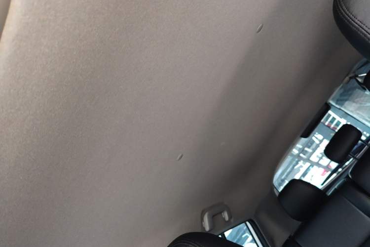 Used Toyota YARiS L Zhi Xuan 2016 Revised 1.5E CVT Charming Edition Headliner