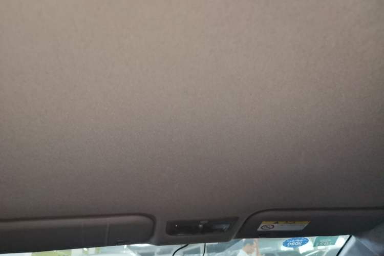 Used Toyota YARiS L Zhi Xuan 2016 Revised 1.5E CVT Charming Edition Headliner