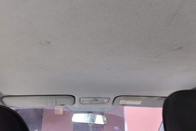 Used Toyota YARiS L Zhi Xuan 2016 Revised 1.3E Manual – Charming Edition Headliner