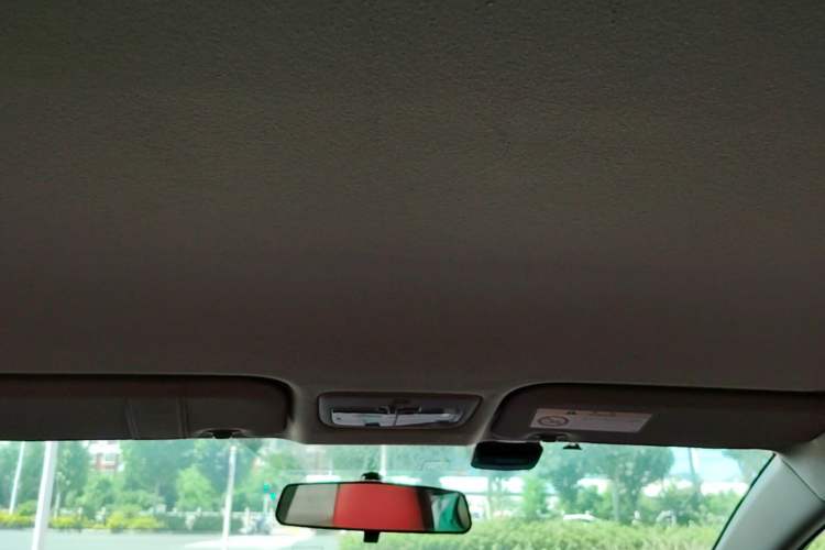 Used Toyota YARiS L Zhi Xuan 2016 Revised 1.5E CVT Charming Edition Headliner