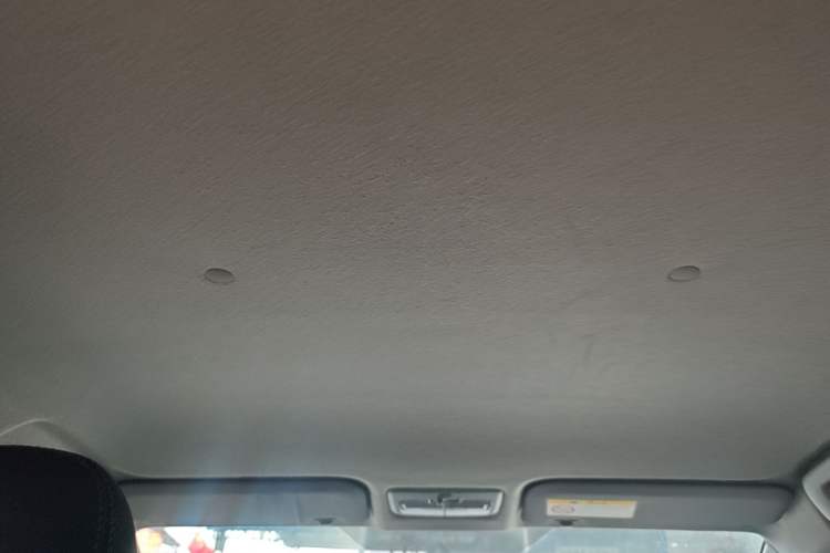 Used Toyota YARiS L Zhi Xuan 2016 Revised 1.5E CVT Charming Edition Headliner
