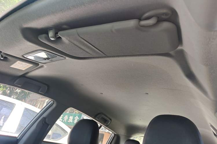 Used Toyota YARiS L Zhi Xuan 2016 Revised 1.5E CVT Charming Edition Headliner