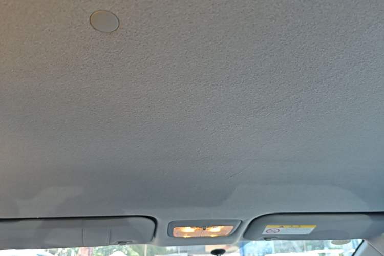 Used Toyota YARiS L Zhi Xuan 2016 Revised 1.5E CVT Charming Edition Headliner