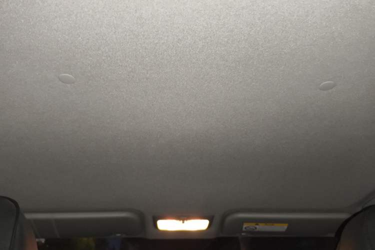 Used Toyota YARiS L Zhi Xuan 2016 Revised 1.5E CVT Charming Edition Headliner