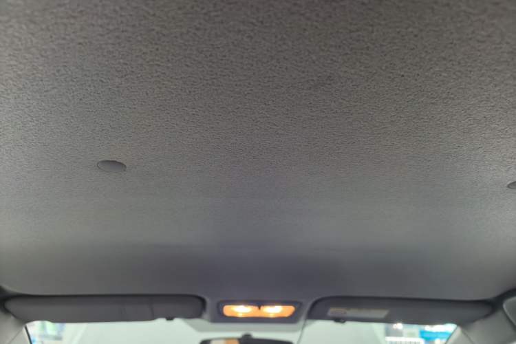 Used Toyota YARiS L Zhi Xuan 2016 Revised 1.5E CVT Charming Edition Headliner