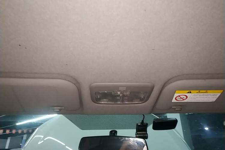 Used Toyota YARiS L Zhi Xuan 2016 Revised 1.5E CVT Charming Edition Headliner