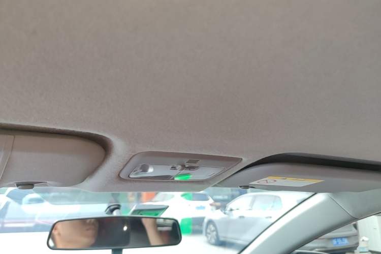Used Toyota YARiS L Zhi Xuan 2016 Revised 1.5E CVT Charming Edition Headliner