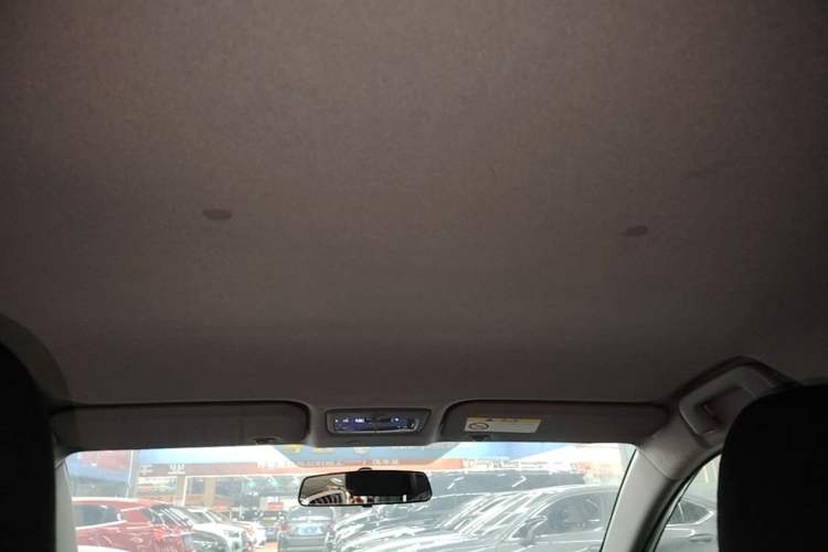 Used Toyota YARiS L Zhi Xuan 2016 Revised 1.5E CVT Charming Edition Headliner