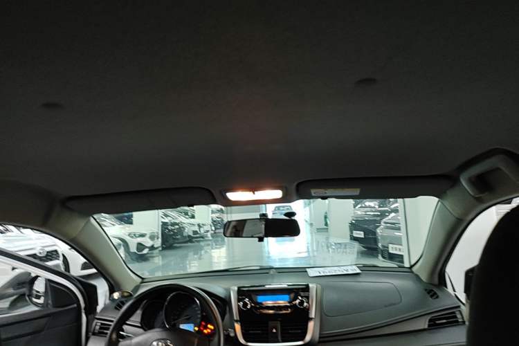 Used Toyota YARiS L Zhi Xuan 2016 Revised 1.5E CVT Charming Edition Headliner