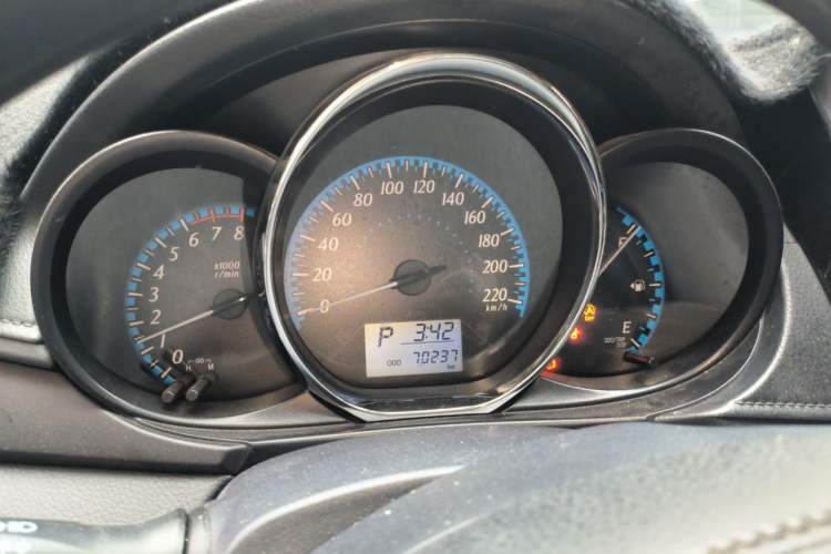 Used Toyota YARiS L Zhi Xuan 2016 Revised 1.5E CVT Charming Edition Instrument Cluster
