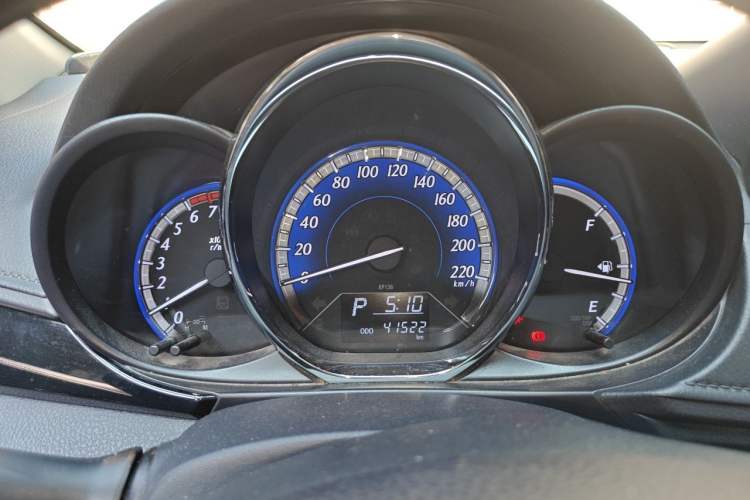 Used Toyota YARiS L Zhi Xuan 2016 Revised Version 1.5G CVT with Dynamic Sunroof Instrument Cluster