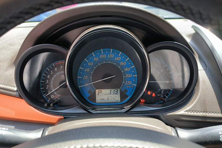 Used Toyota YARiS L Zhi Xuan 2016 1.5E Automatic JingSu Edition Instrument Cluster