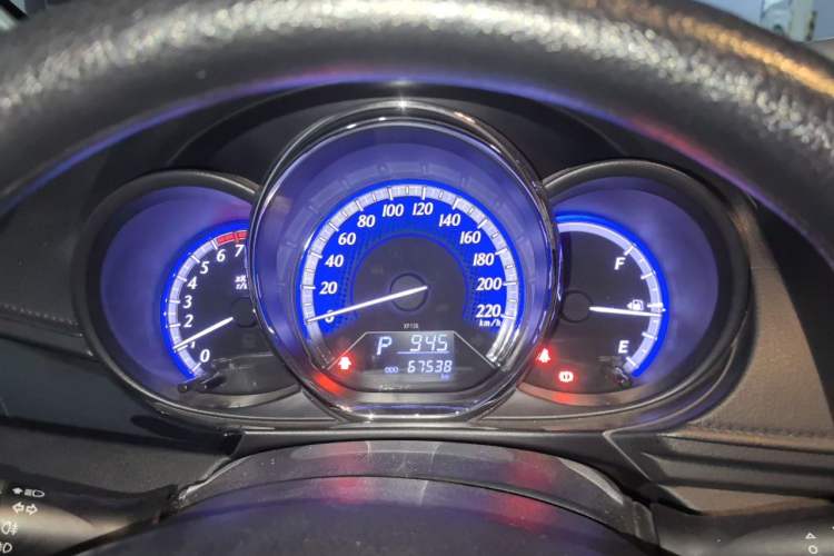 Used Toyota YARiS L Zhi Xuan 2016 Revised Version 1.5G CVT with Dynamic Sunroof Instrument Cluster
