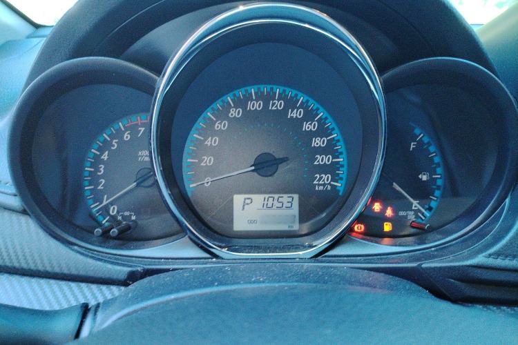Used Toyota YARiS L Zhi Xuan 2016 Revised 1.5E CVT Charming Edition Instrument Cluster