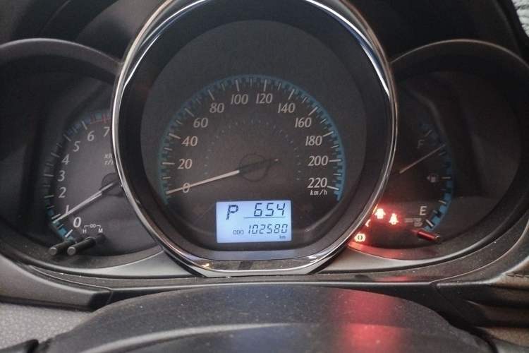 Used Toyota YARiS L Zhi Xuan 2016 Revised 1.5E CVT Charming Edition Instrument Cluster