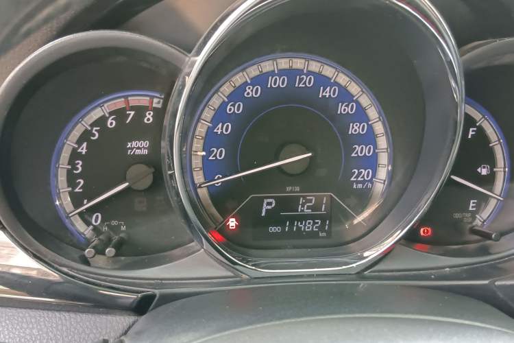 Used Toyota YARiS L Zhi Xuan 2016 Revised Version 1.5G CVT with Dynamic Sunroof Instrument Cluster
