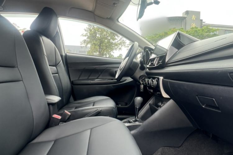 Used Toyota YARiS L Zhi Xuan 2016 Revised 1.5E CVT Charming Edition Interior 3