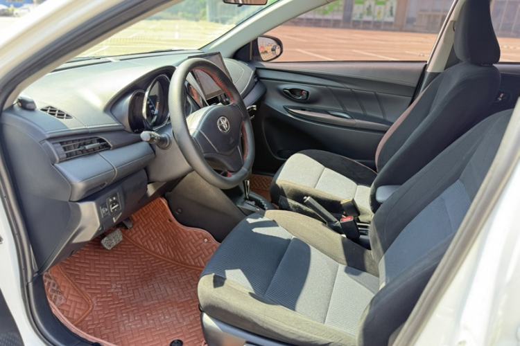 Used Toyota YARiS L Zhi Xuan 2016 Revised 1.5E CVT Charming Edition Interior 3