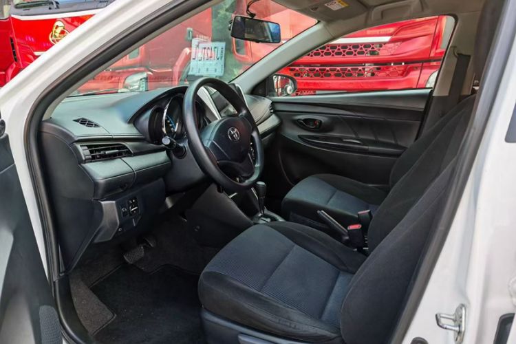 Used Toyota YARiS L Zhi Xuan 2016 Revised 1.5E CVT Charming Edition Interior 3