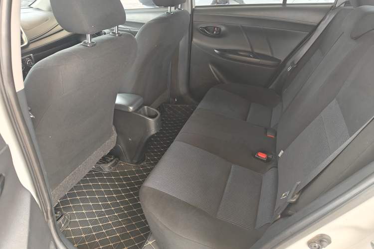 Used Toyota YARiS L Zhi Xuan 2016 Revised 1.5E CVT Charming Edition Interior 3