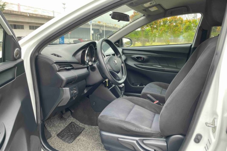 Used Toyota YARiS L Zhi Xuan 2016 Revised 1.5E CVT Charming Edition Interior 6
