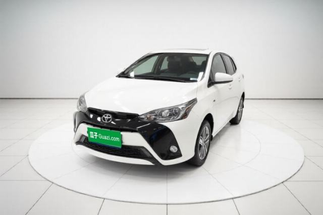 Ojetý Toyota YARiS L Zhi Xuan 2016 Revised Version 1.5G CVT with Dynamic Sunroof