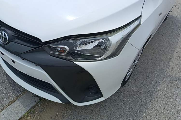 Used Toyota YARiS L Zhi Xuan 2016 Revised 1.5E CVT Charming Edition Left Front Headlight