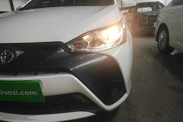 Used Toyota YARiS L Zhi Xuan 2016 Revised 1.5E CVT Charming Edition Left Front Headlight
