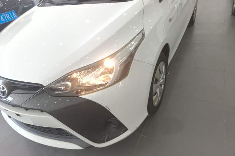 Used Toyota YARiS L Zhi Xuan 2016 Revised 1.5E CVT Charming Edition Left Front Headlight