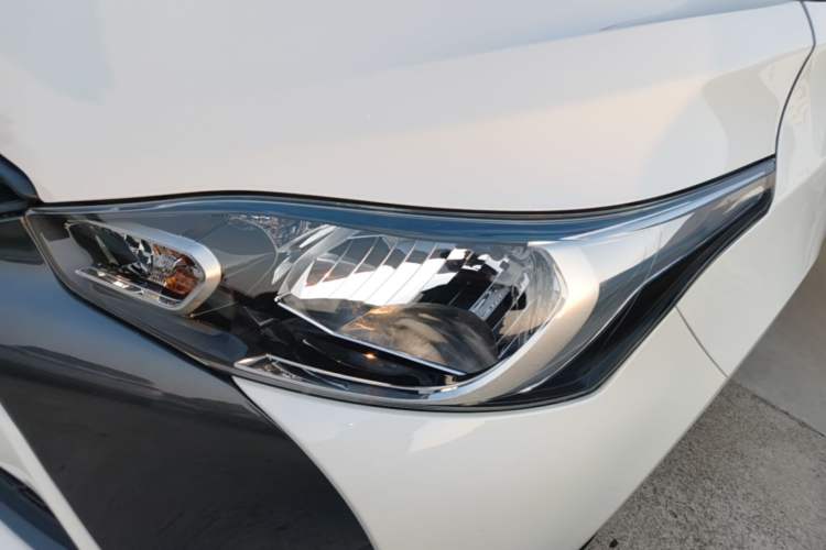 Used Toyota YARiS L Zhi Xuan 2016 Revised 1.5E CVT Charming Edition Left Front Headlight