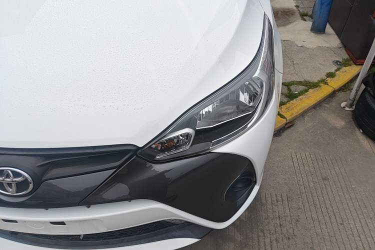 Used Toyota YARiS L Zhi Xuan 2016 Revised 1.5E CVT Charming Edition Left Front Headlight