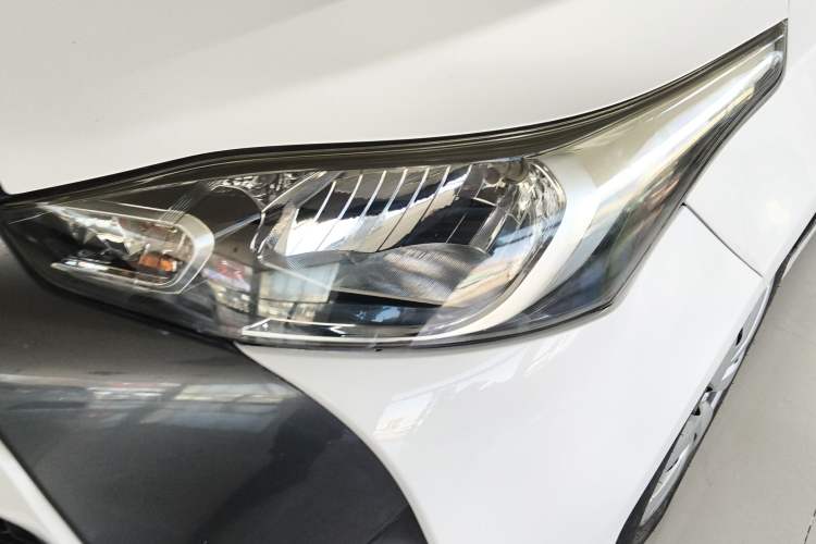 Used Toyota YARiS L Zhi Xuan 2016 Revised 1.5E CVT Charming Edition Left Front Headlight
