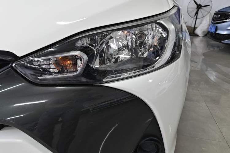 Used Toyota YARiS L Zhi Xuan 2016 Revised 1.5E CVT Charming Edition Left Front Headlight