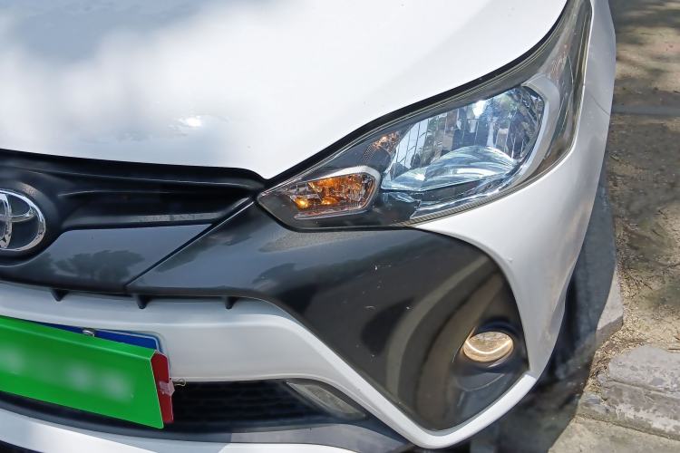 Used Toyota YARiS L Zhi Xuan 2016 Revised Version 1.5G CVT with Dynamic Sunroof Left Front Headlight