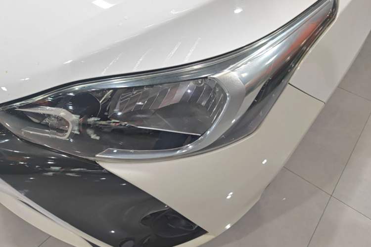 Used Toyota YARiS L Zhi Xuan 2016 Revised 1.5E CVT Charming Edition Left Front Headlight