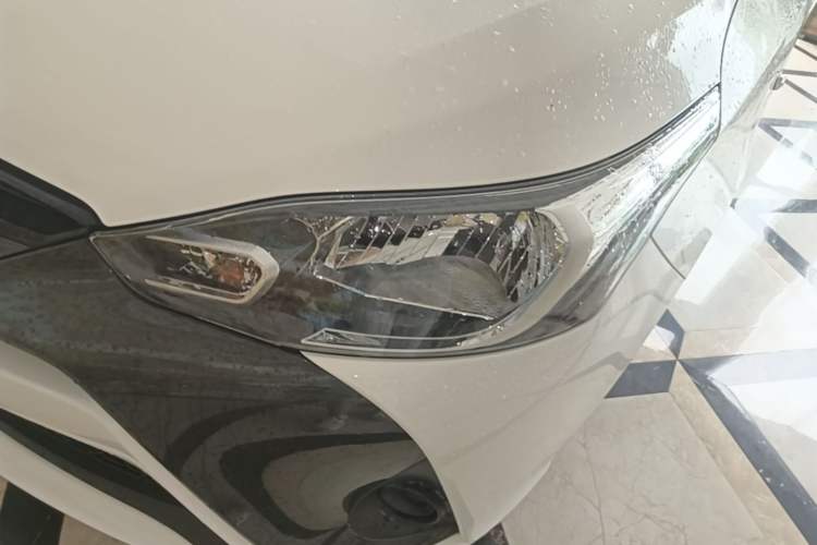 Used Toyota YARiS L Zhi Xuan 2016 Revised 1.5E CVT Charming Edition Left Front Headlight