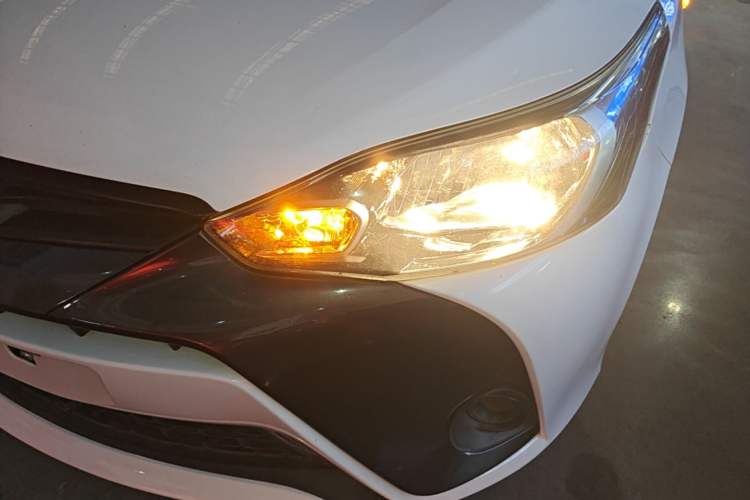 Used Toyota YARiS L Zhi Xuan 2016 Revised 1.5E CVT Charming Edition Left Front Headlight