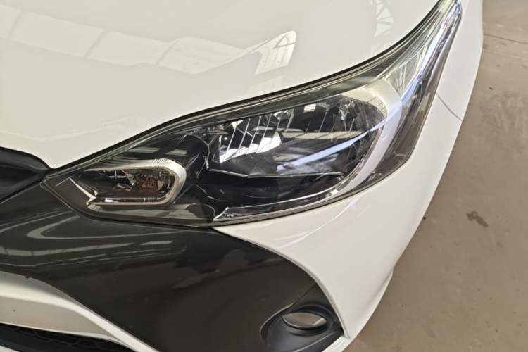 Used Toyota YARiS L Zhi Xuan 2016 Revised Version 1.5G CVT with Dynamic Sunroof Left Front Headlight